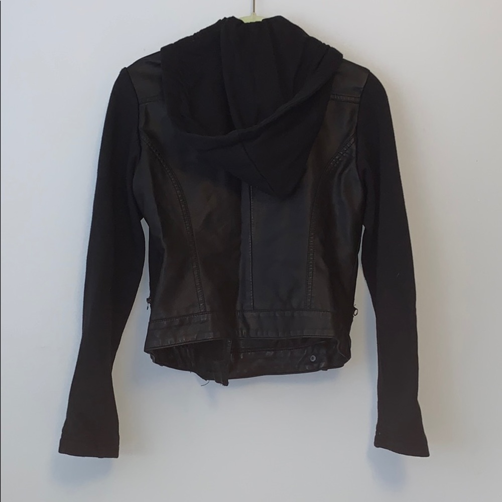 Leather jacket - Picture 7 of 7